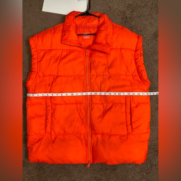 NWT Free People In a Bubble Puffer Vest, Various Sizes - Picture 8 of 9